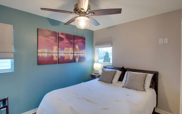 Green Bay Getaway Near Lambeau Field & Resch!