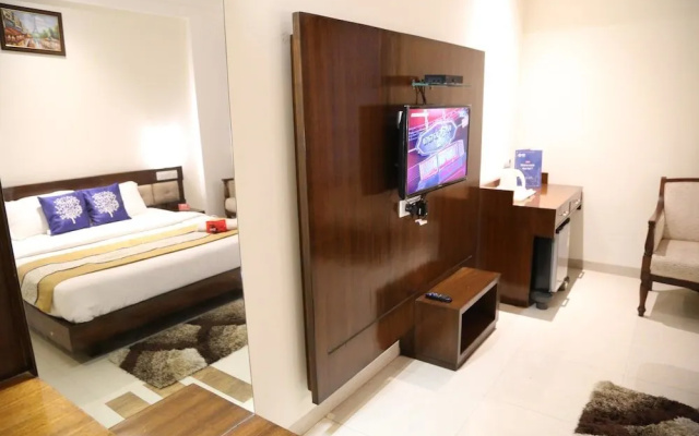 OYO 1423 Hotel Monerio