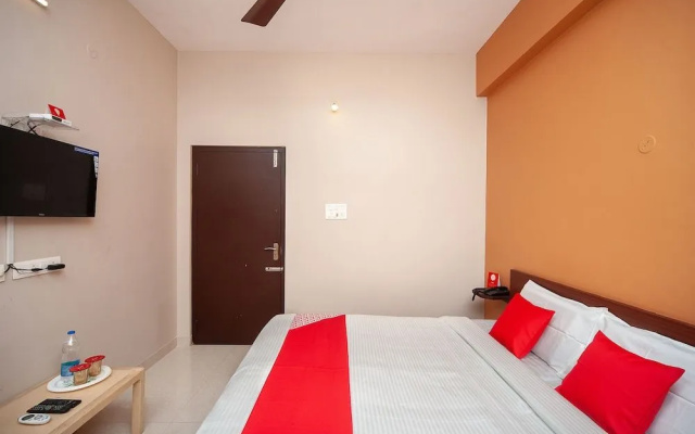 Oyo 29278 Sri Laya Guest House
