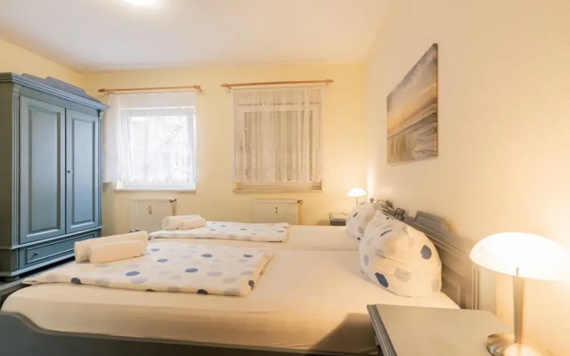 Hotel Kryoms 108