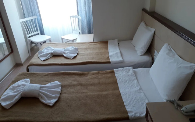 Ayhan Otel