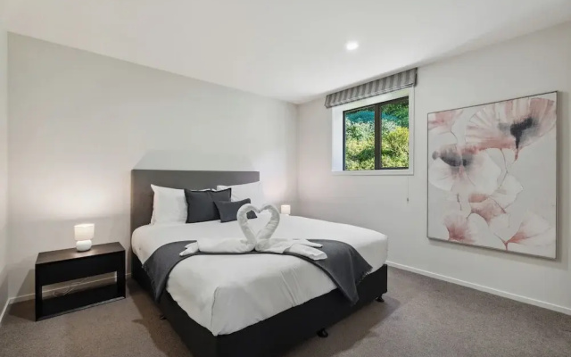 Luxury Retreat - Matakauri