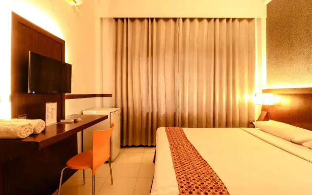 Hotel Jawa by ZUZU