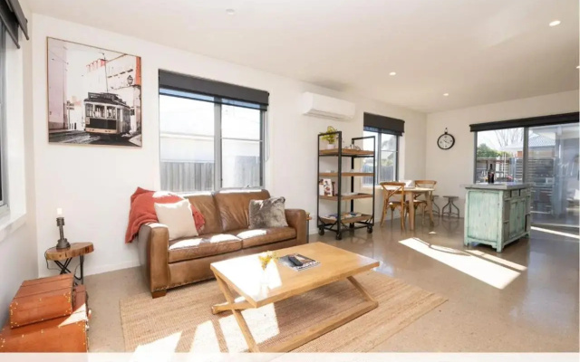 The Endsleigh -1 Bedroom Villa, Free Wifi, Near CBD