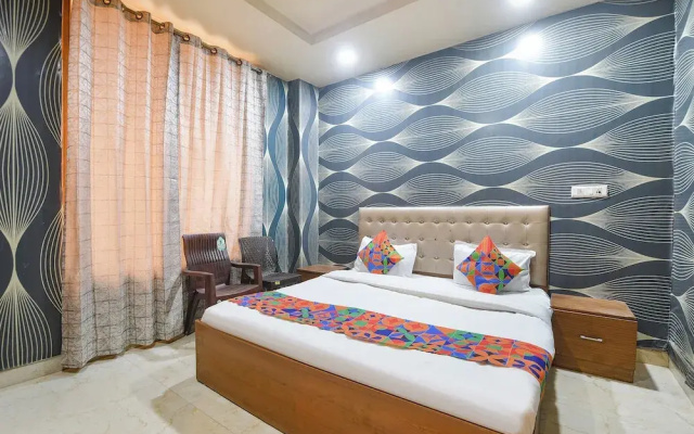 Fabhotel Royal Residency Sector 11