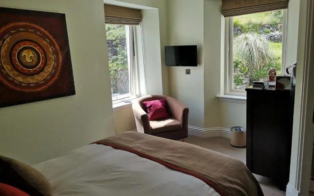 Seaview Guesthouse (Adults Only)