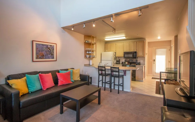 Lodge 27 Roomy Condo with Gear Storage Onsite by RedAwning