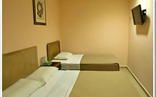 Hotel Reko Inn