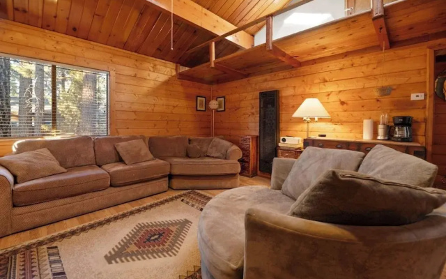 Charming Mountain Getaway