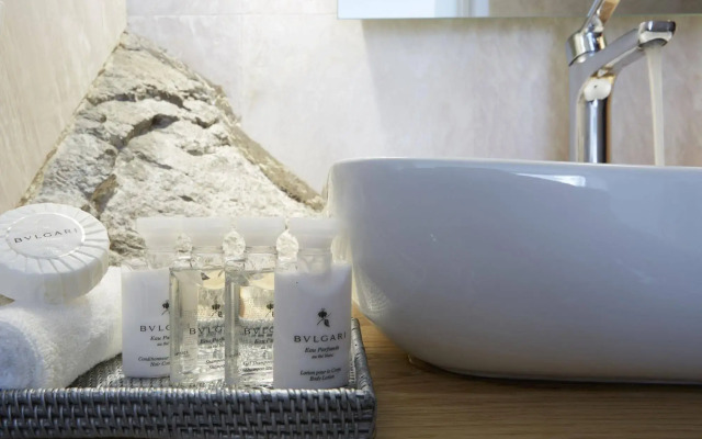 Mill Houses New Elegant Suites by Mr and Mrs White