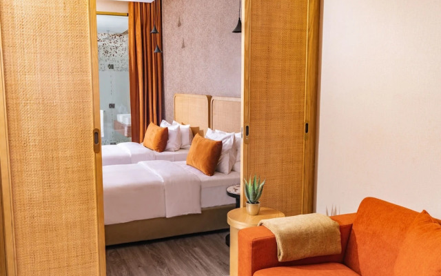 The House Hotel Al Khiran