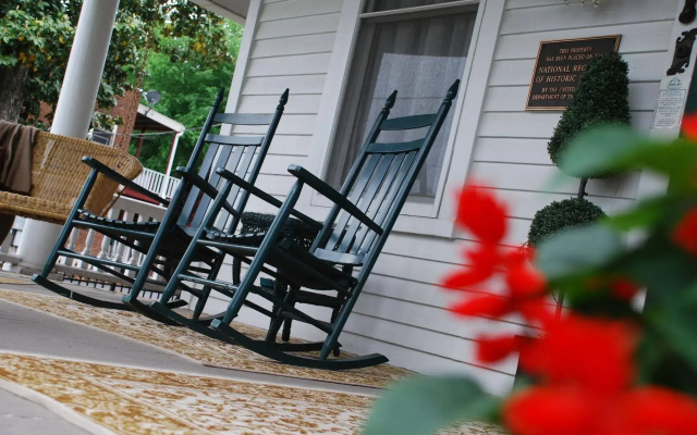 The Gables Inn Bed & Breakfast