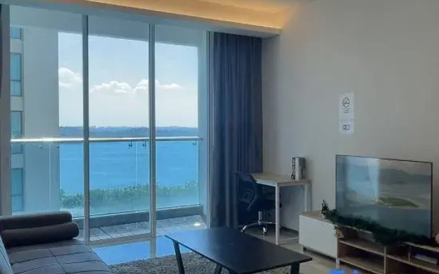 LuxuryHomestay @Pinetree Marina Resort - Link House