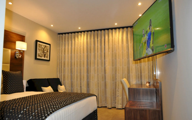 The Devon Hotel