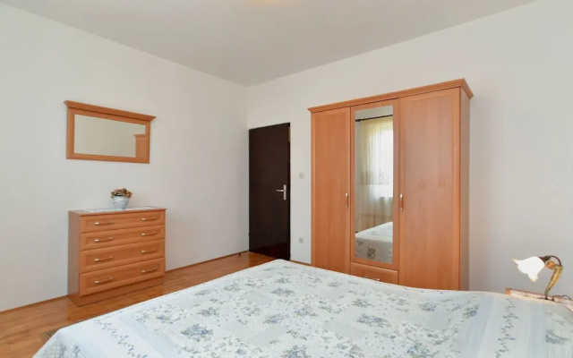 Apartment 1803