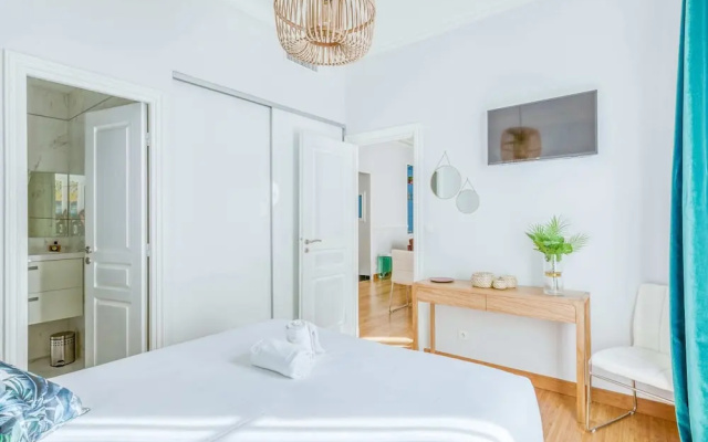 Luxury 2BR Apartment Near Le Vieux and Croisette