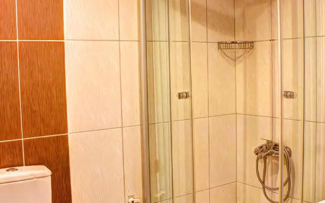 Hotel Real Life