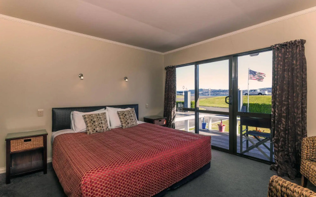Accent on Taupo