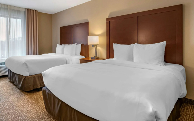 Comfort Inn PA Turnpike - 1-81