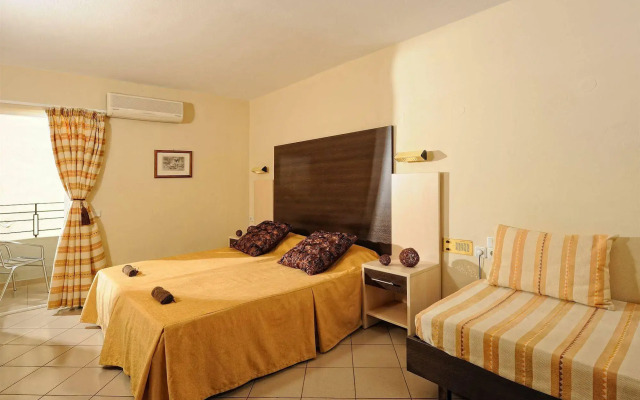 Apollo Apartments