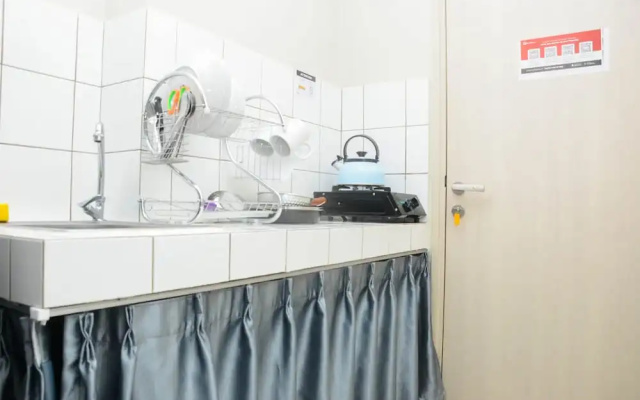 Cozy Stay Studio at Springlake Summarecon Apartment