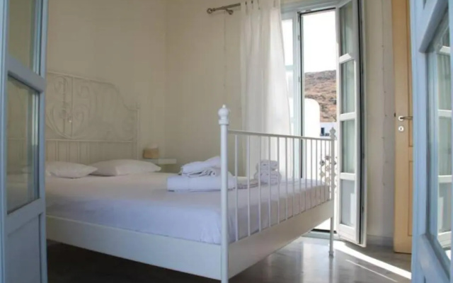 Cycladic Seaview Beach House - Andromeda