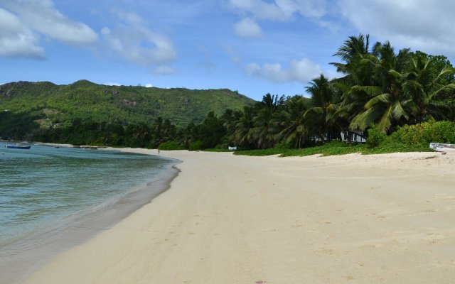 Отель Ixora Villa Сейшельские острова, Остров Маэ - отзывы, цены и фото номеров - забронировать отель Ixora Villa онлайн