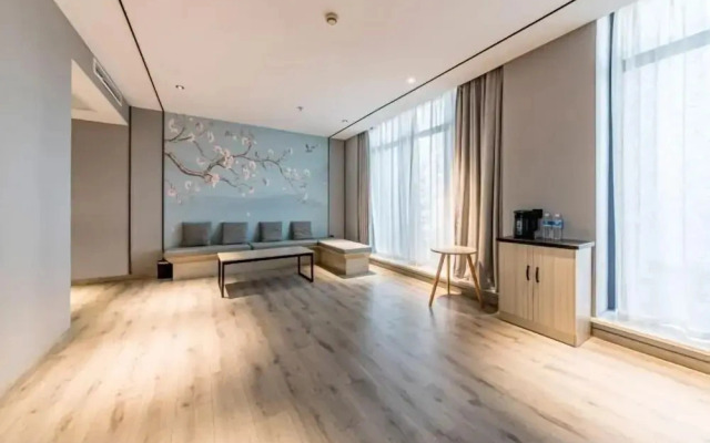 Zhuji Huayang Xinfulong Hotel