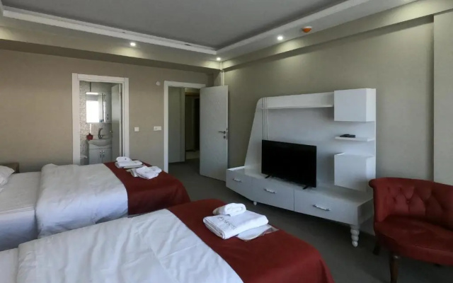 CNR OTEL Airport