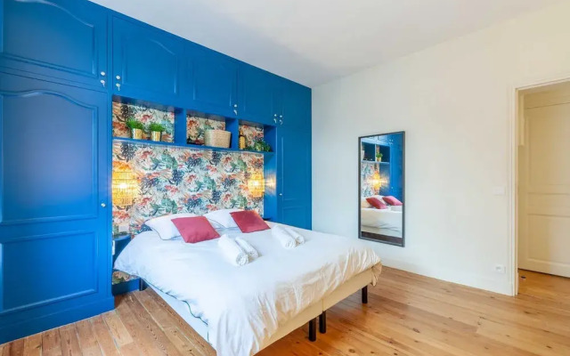 High-end 75m2 Apartment - Place Morny