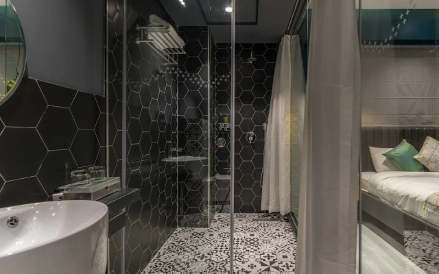 OYO Premium Hyderabad Whitefield