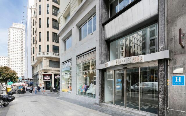 Hotel Madrid Plaza de Espana managed by Melia вид на фасад