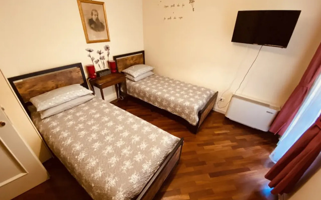 Amici Miei Rooms