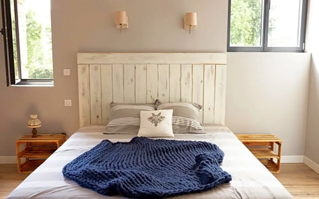 Domaine Des Jammetous - Hotel And Yoga Retreat Center