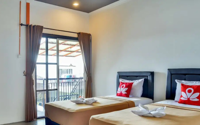 ZEN Rooms Adisucipto Airport Hostel