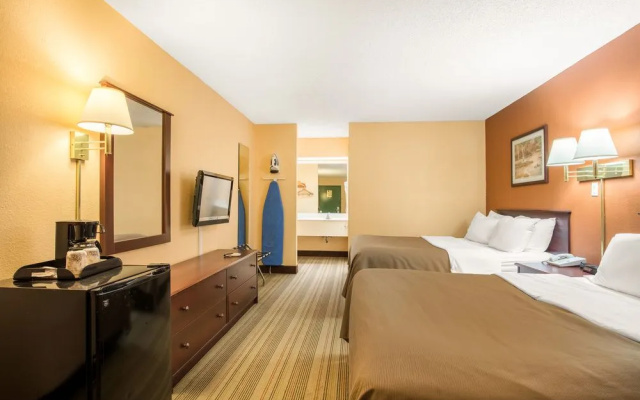 Rodeway Inn Gordonville