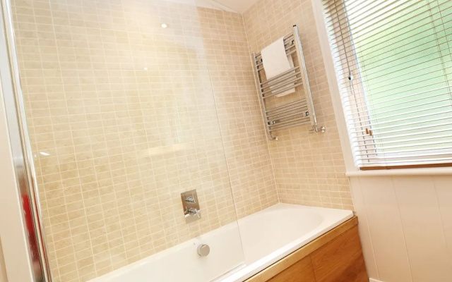 1 Miller's Island, Looe