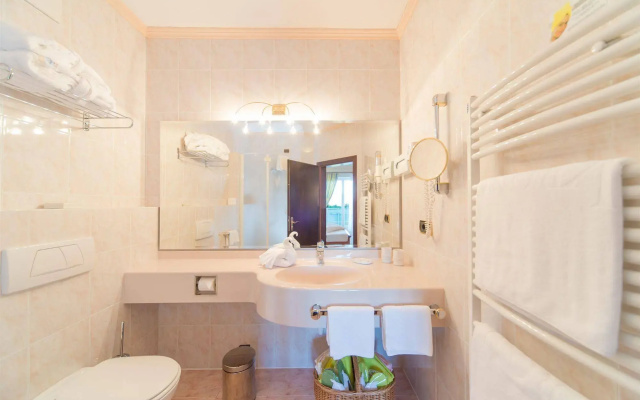 Kronplatz Resort Hotel Kristall
