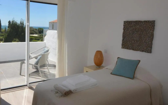 Villa 44