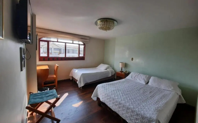 Hotel El Lago