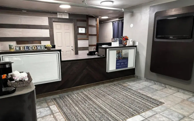 Studio City Suites, A Travelodge By Wyndham