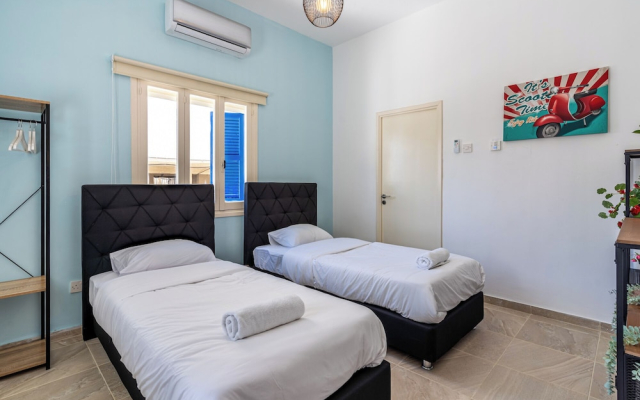 Mufasa Studio & Terrace in Larnaca