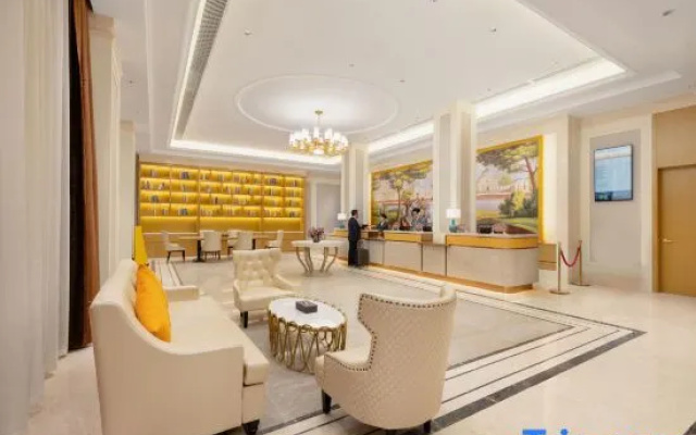 Vienna Hotel (Shantou Chaoyang Station Gurao Branch)
