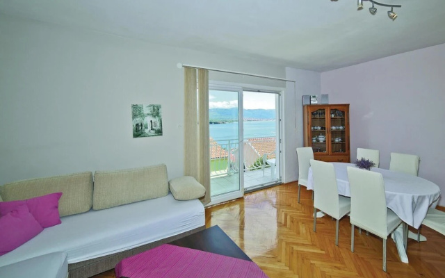 Awesome Home in Mastrinka With Wifi and 2 Bedrooms
