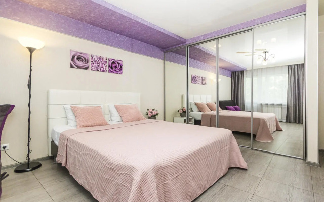 Апартаменты ApartGroup на улице Офицерская 43