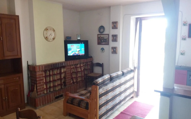 Apartment With 2 Bedrooms in Camigliatello Silano, With Wonderful Moun