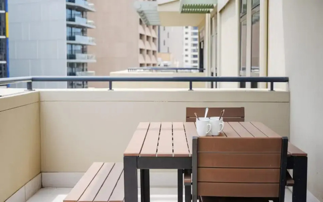 Metawise Sydney CBD Haymarket 2bed Penthouse A