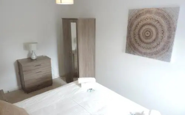 Park House - City Centre Apartment