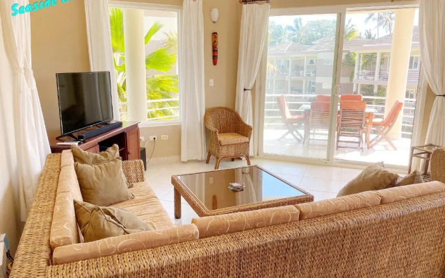 3BR Stunning penthouse / Beach front