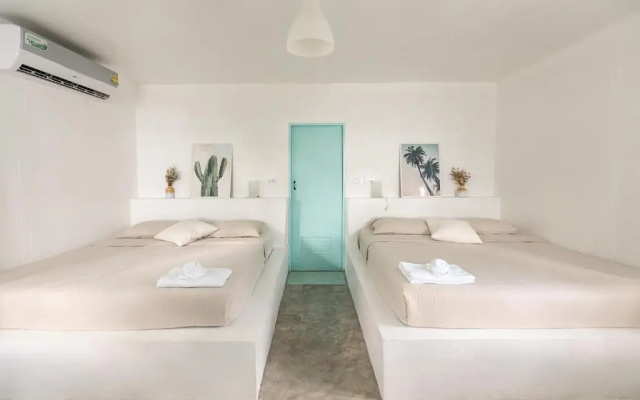 Indie Beach Bungalows